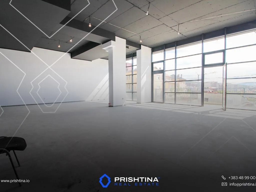 Lokal me qira 150m2 në Ndue Përlleshi