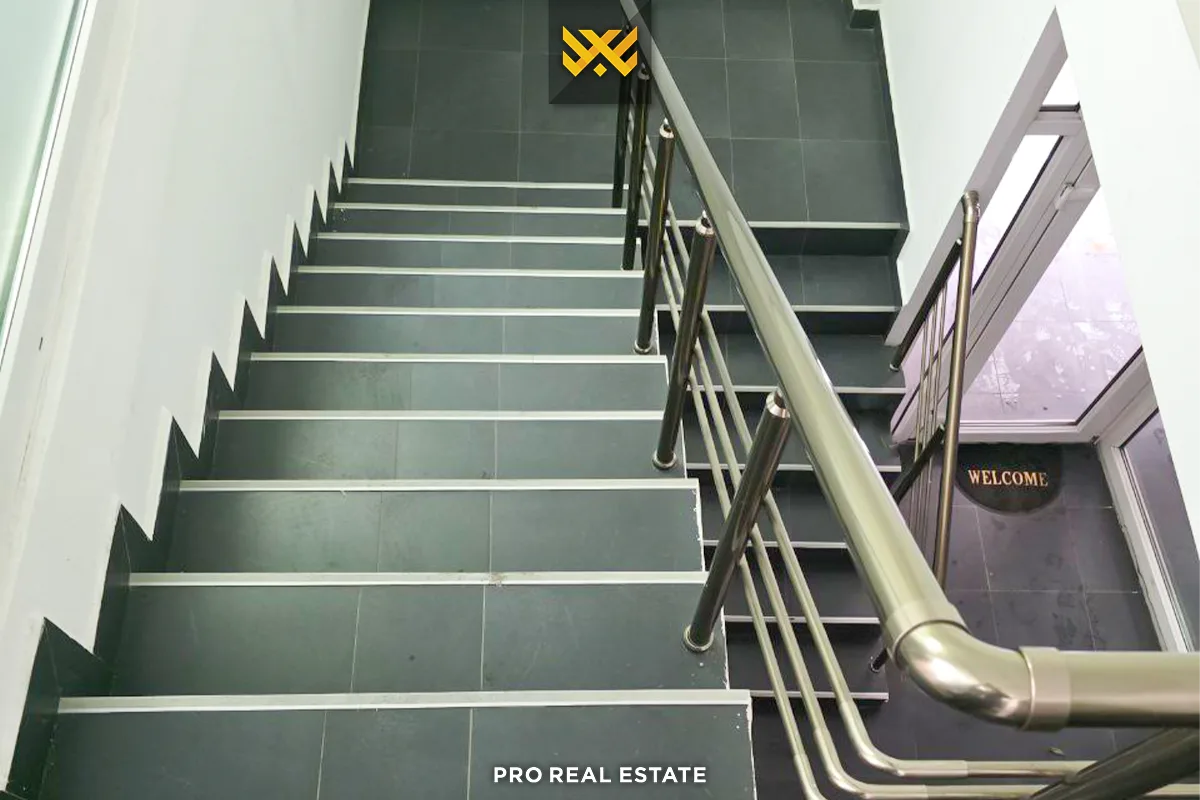 Lokal 57m² me #QIRA te Parku i Qytetit