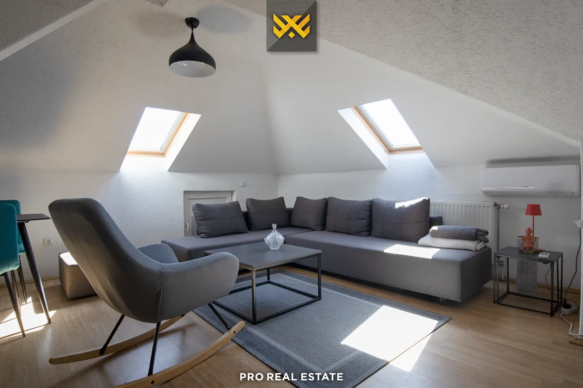 Banesë 53.86m² për #SHITJE te Qendra e Vjetër.
