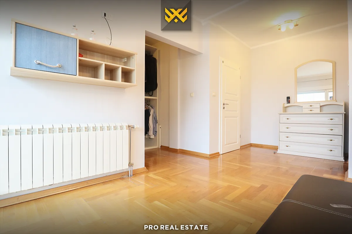 Shtëpi 500m² për SHITJE te Lagjja Qëndresa