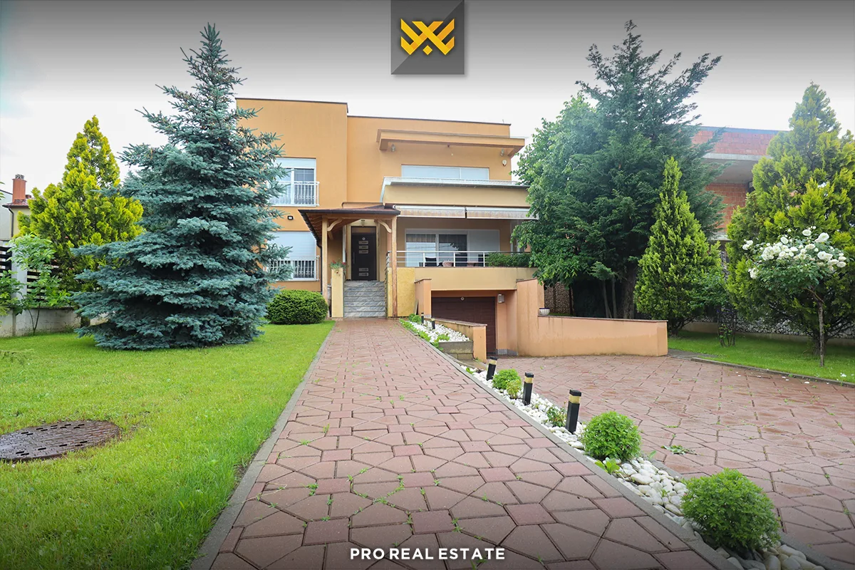 Shtëpi 500m² për SHITJE te Lagjja Qëndresa