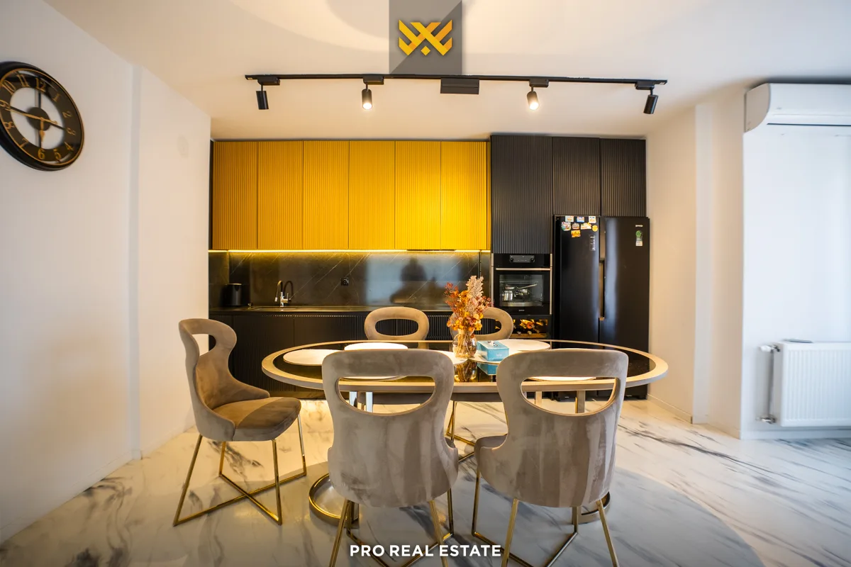 Banesë - Penthouse 113m² + 125m² për #SHITJE në Lagjen e Muhaxherëve