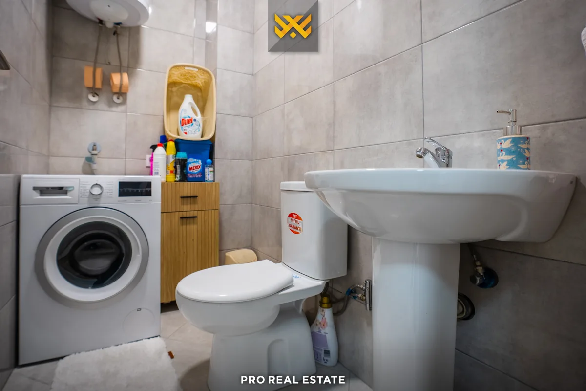 Banesë - Penthouse 113m² + 125m² për #SHITJE në Lagjen e Muhaxherëve