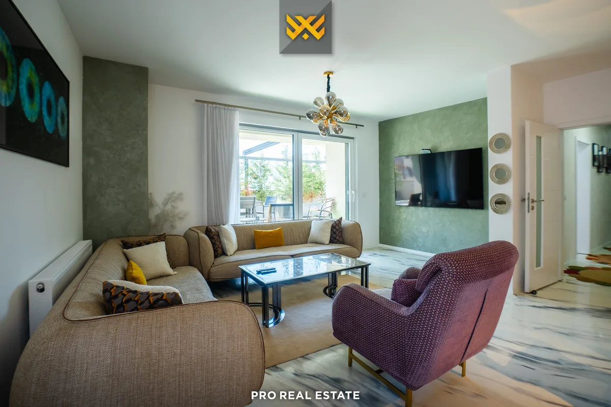 Banesë - Penthouse 113m² + 125m² për #SHITJE në Lagjen e Muhaxherëve