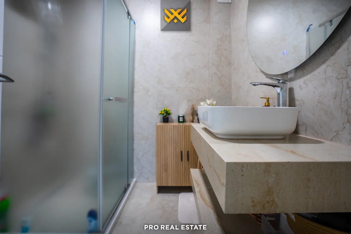 Banesë - Penthouse 113m² + 125m² për #SHITJE në Lagjen e Muhaxherëve