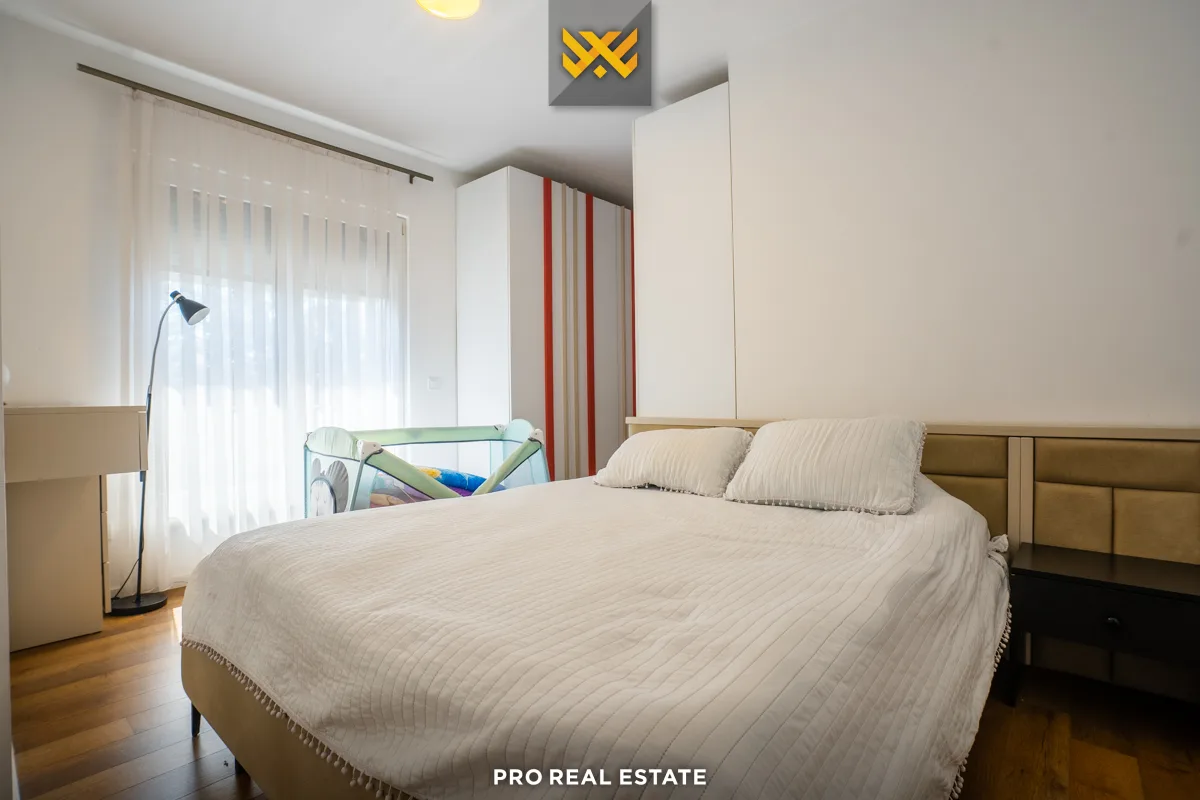 Banesë - Penthouse 113m² + 125m² për #SHITJE në Lagjen e Muhaxherëve