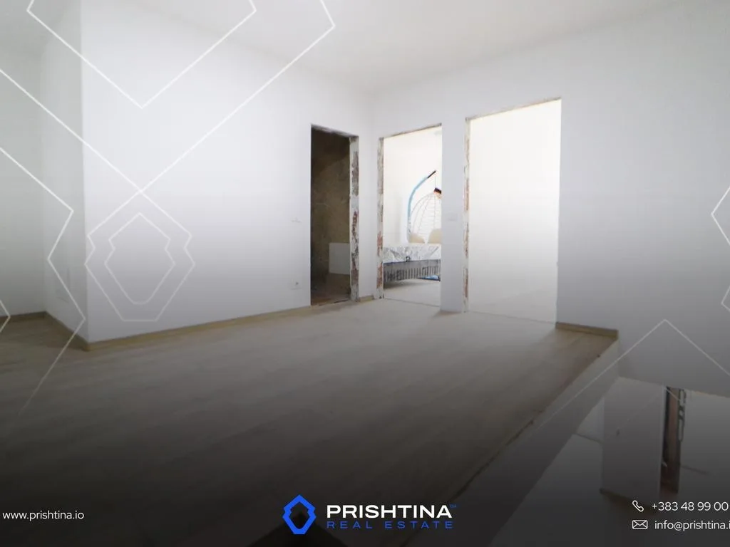 Shtëpi me qira 500m² te Përroi i Njelmët