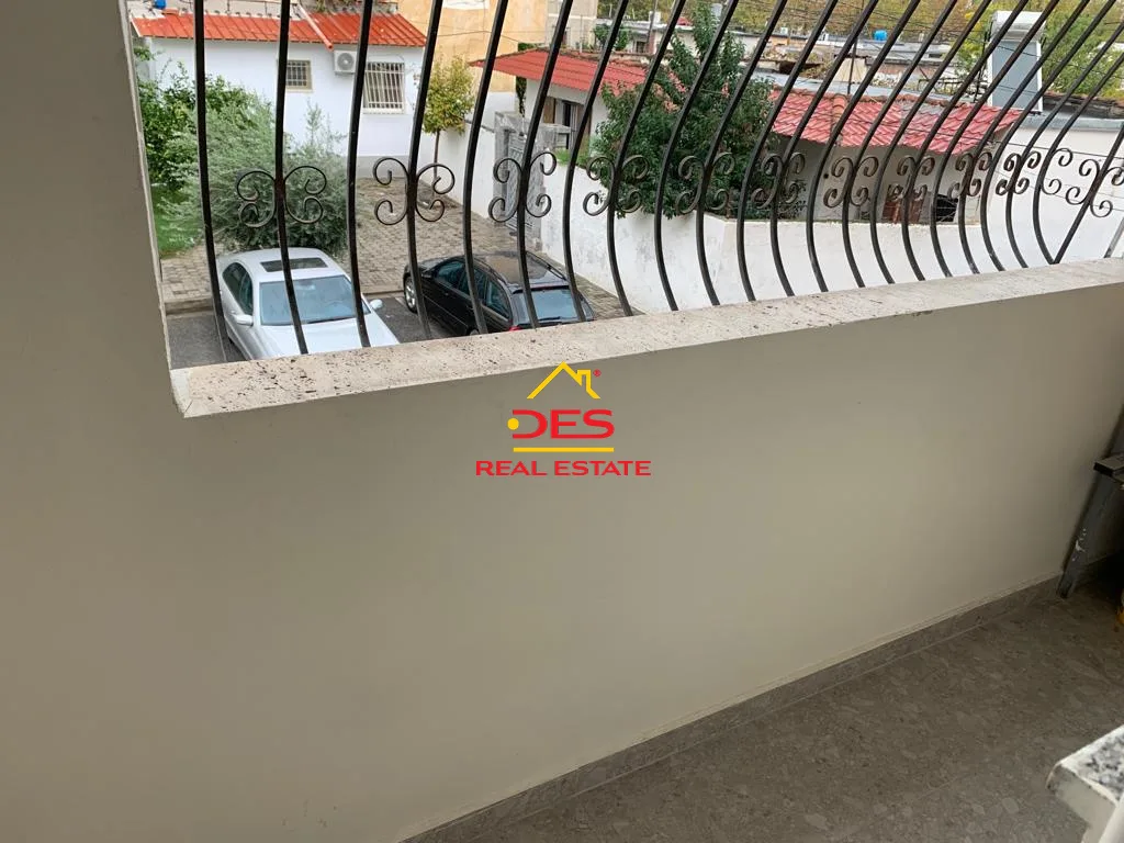 Jepet me qira apartament 1+1 i mobiluar, elbasan.