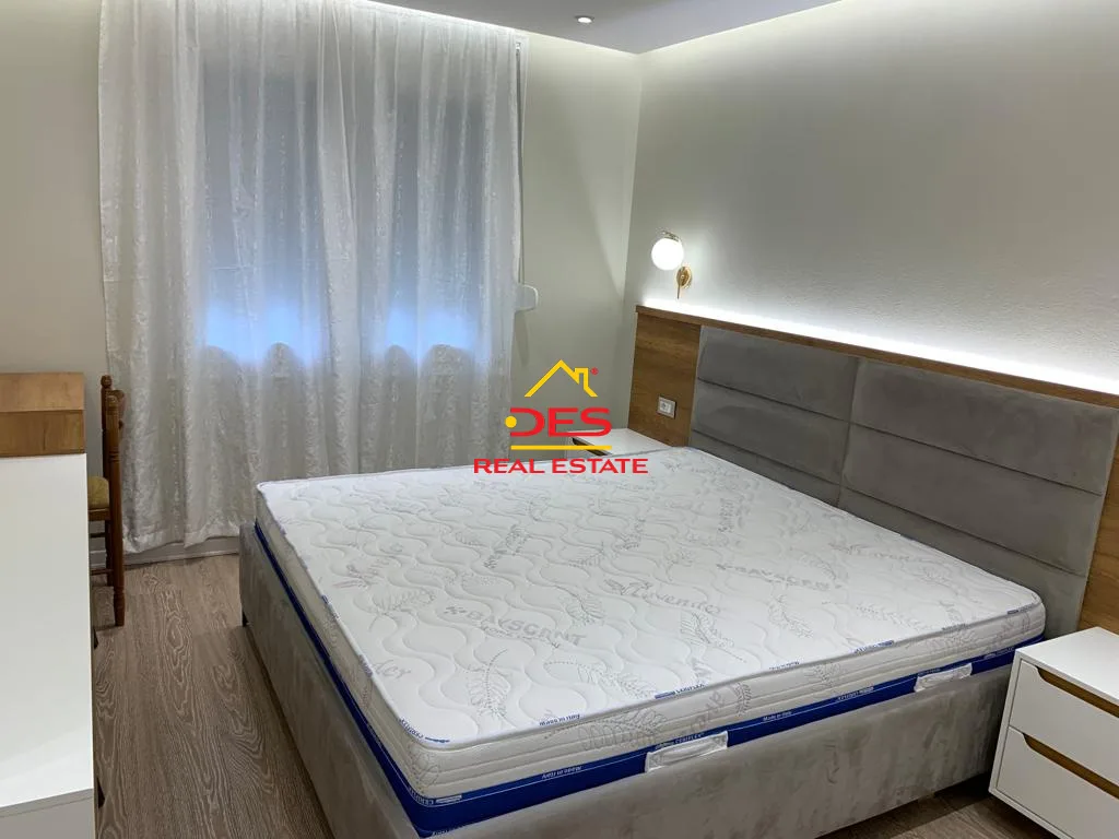 Jepet me qira apartament 1+1 i mobiluar, elbasan.