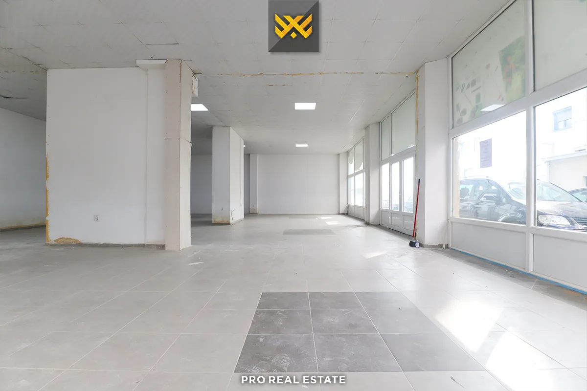 Lokal 200m² me #QIRA në Fushë Kosovë