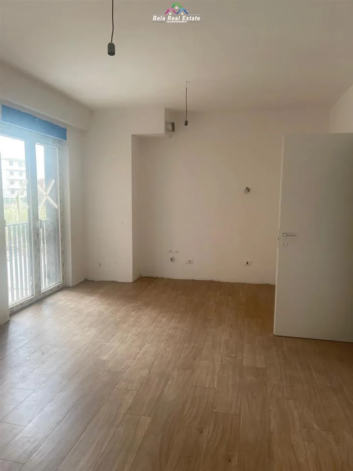 Zyre Me Qera 1+1 Tek Bulevardi i Ri (ID BZ2347) Tirane