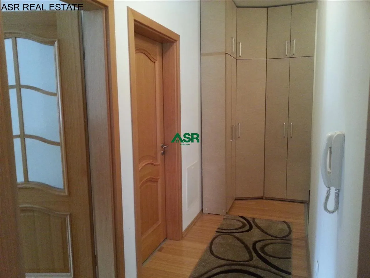Ofrohet #banesa me #qira në lagjen e spitalit,