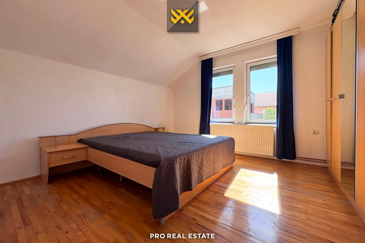Shtëpi 200m² për #SHITJE në Hajvali