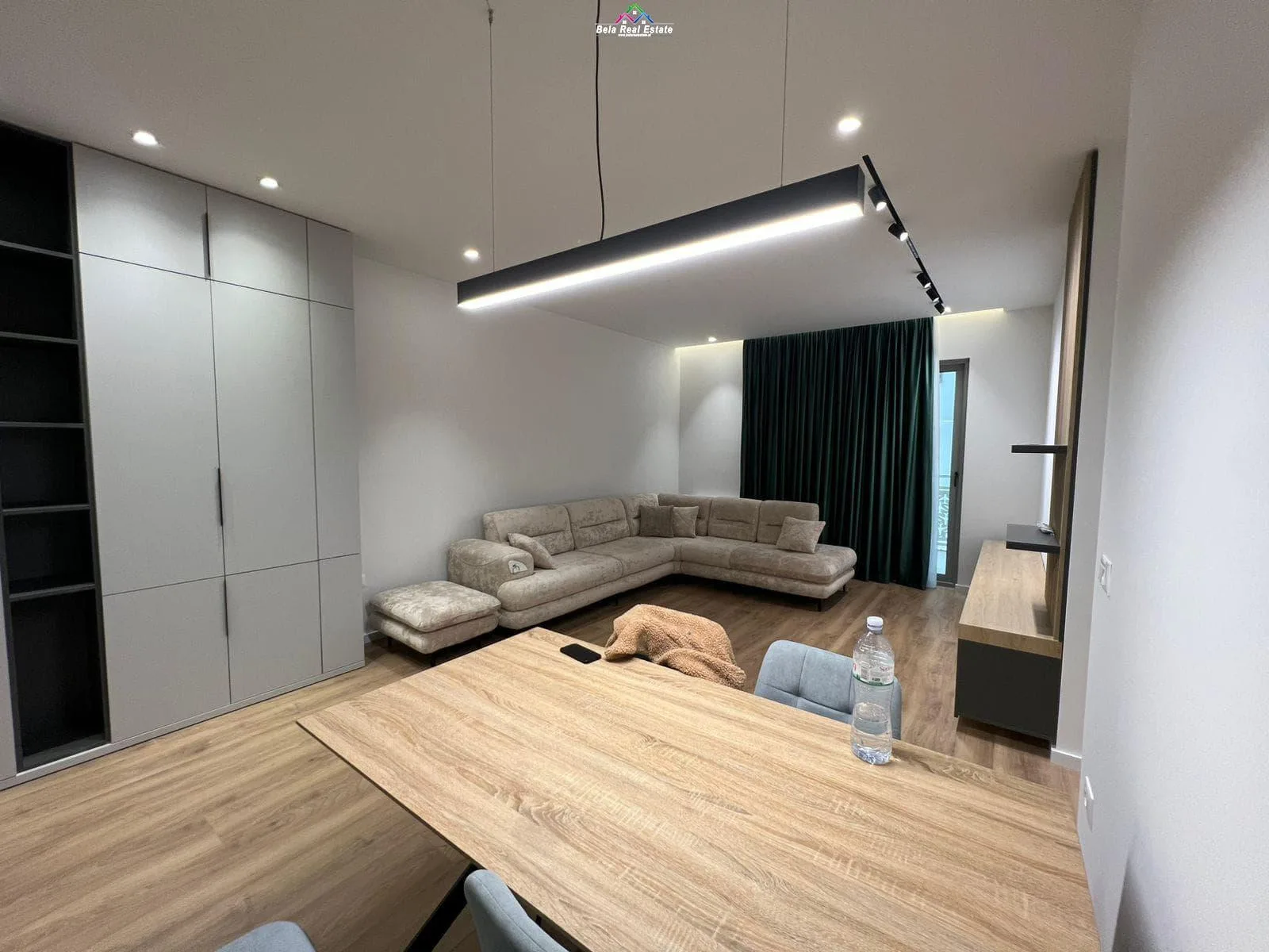 Apartament 2+1 Ne Shitje Tek Fusha e Aviacionit (ID B120744) Tirane