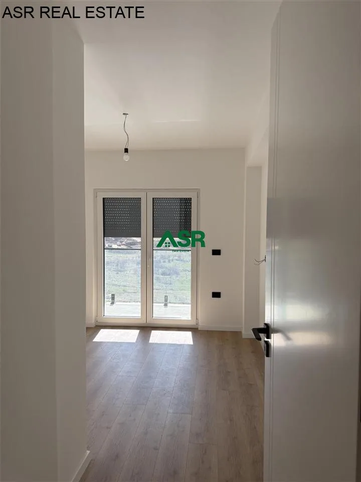 #ID:4182 Banesë 82m2 me #qira në lagjen Prishtina e Re