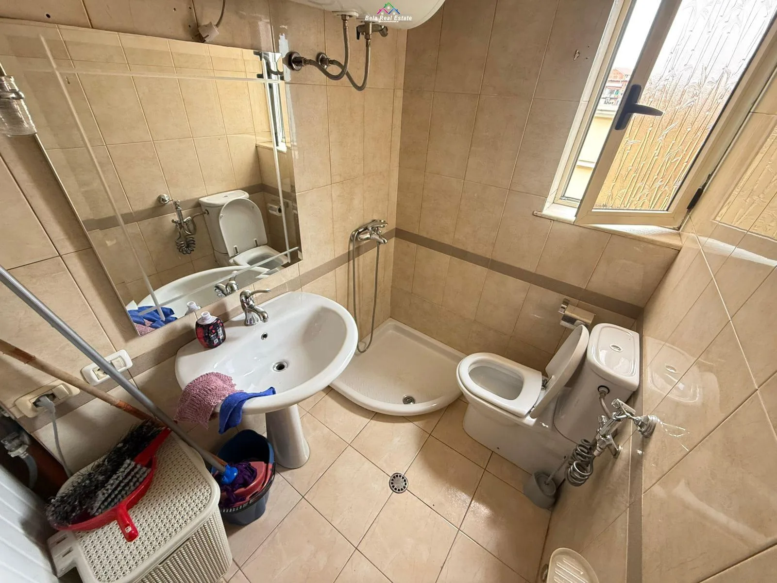 Apartament Me Qera 2+1 Tek Rruga e Dibres ( ID B221413) Tirane