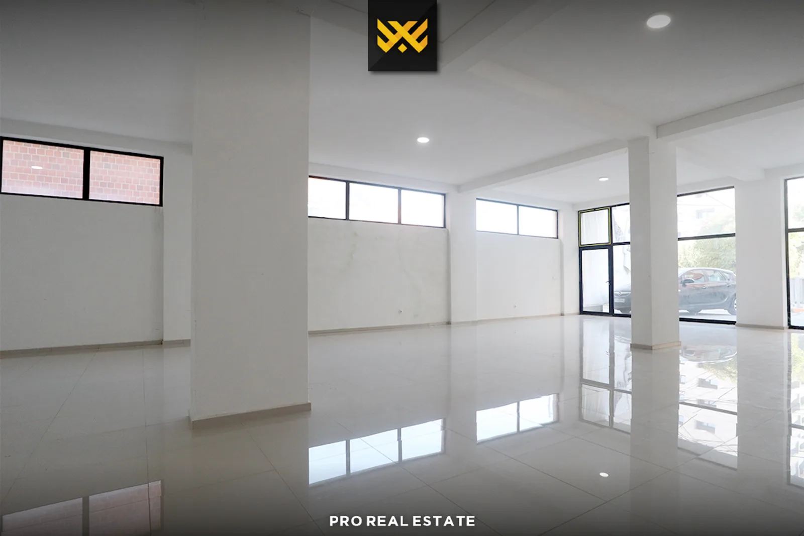 Lokal 143m² me #QIRA në Fushë Kosovë.
