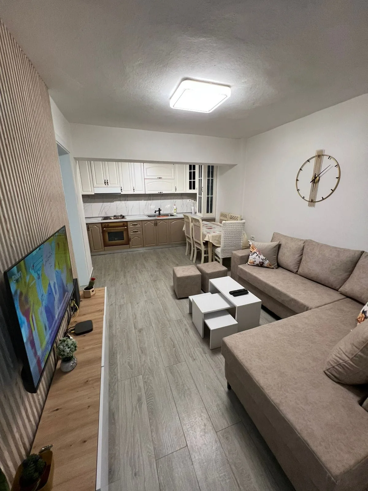 Vile Me Qera 2+1 Tek Zogu I Zi (ID BV22421) Tirane