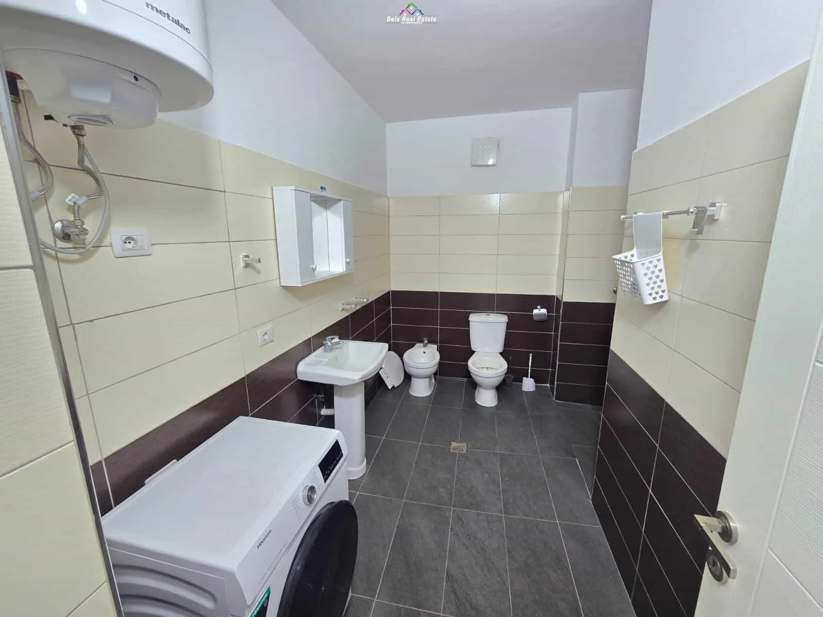 Apartament Ne Shitje 2+1 Ne Kamez (ID B120841) Tirane