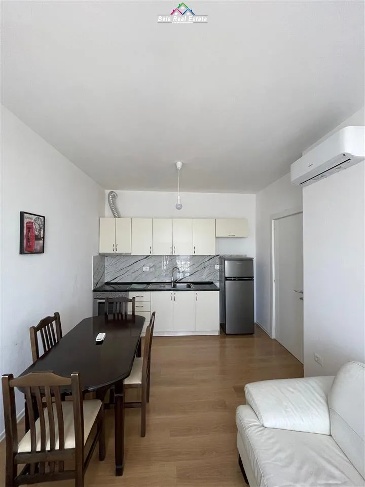 Apartament 2+1+2 me Qera tek ish Tregu Elektrik (ID B220946) Tirane.