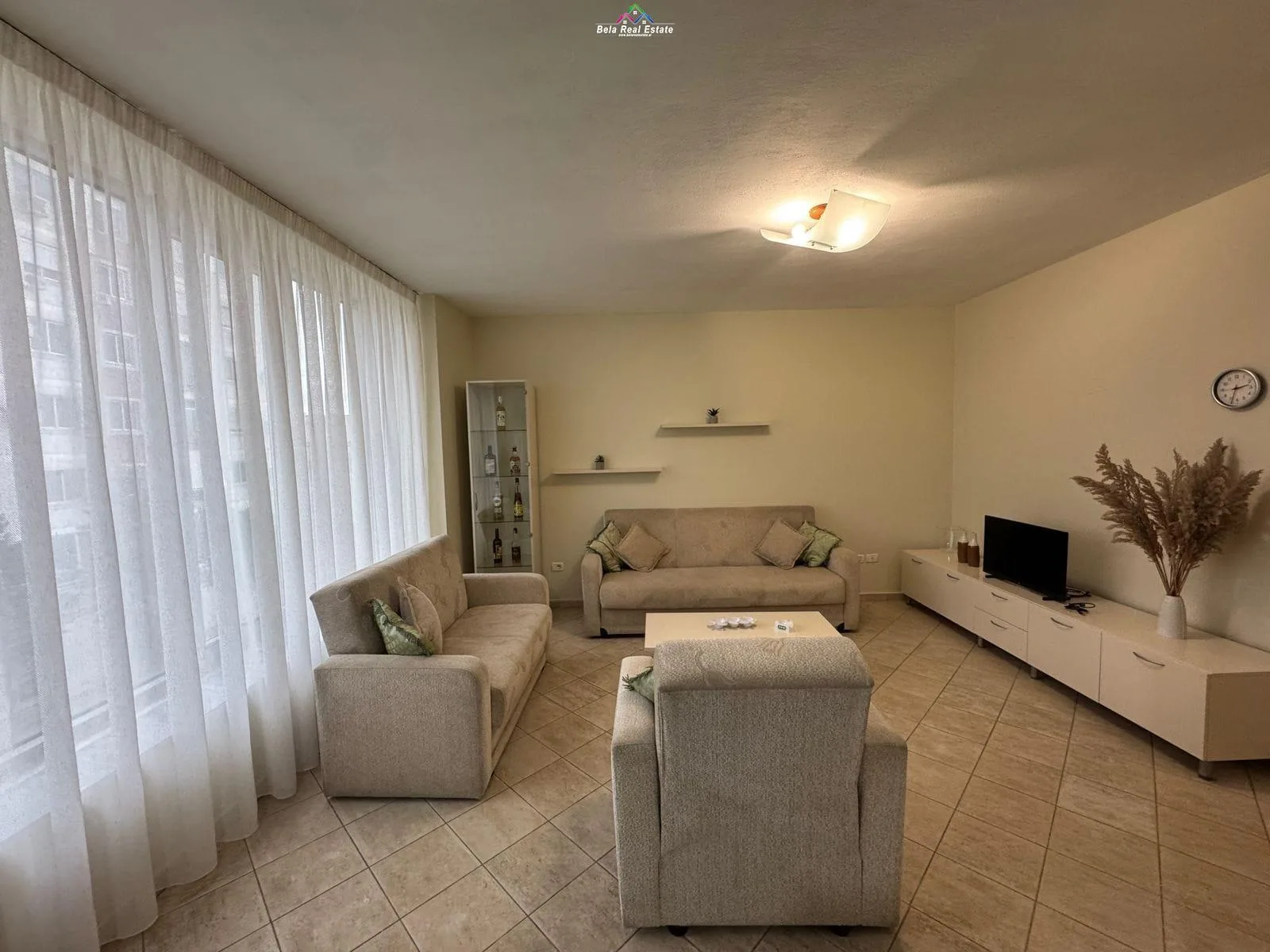 Apartament me qera 1+1 tek Ish Tregu Elektrik (ID B2101514) Tirane