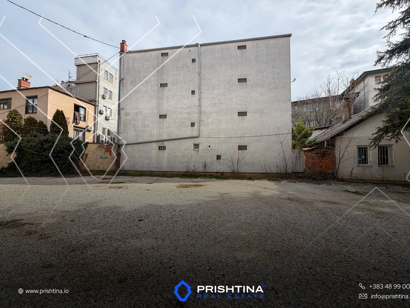 Lokal ne #shitje 80m2 te Qafa