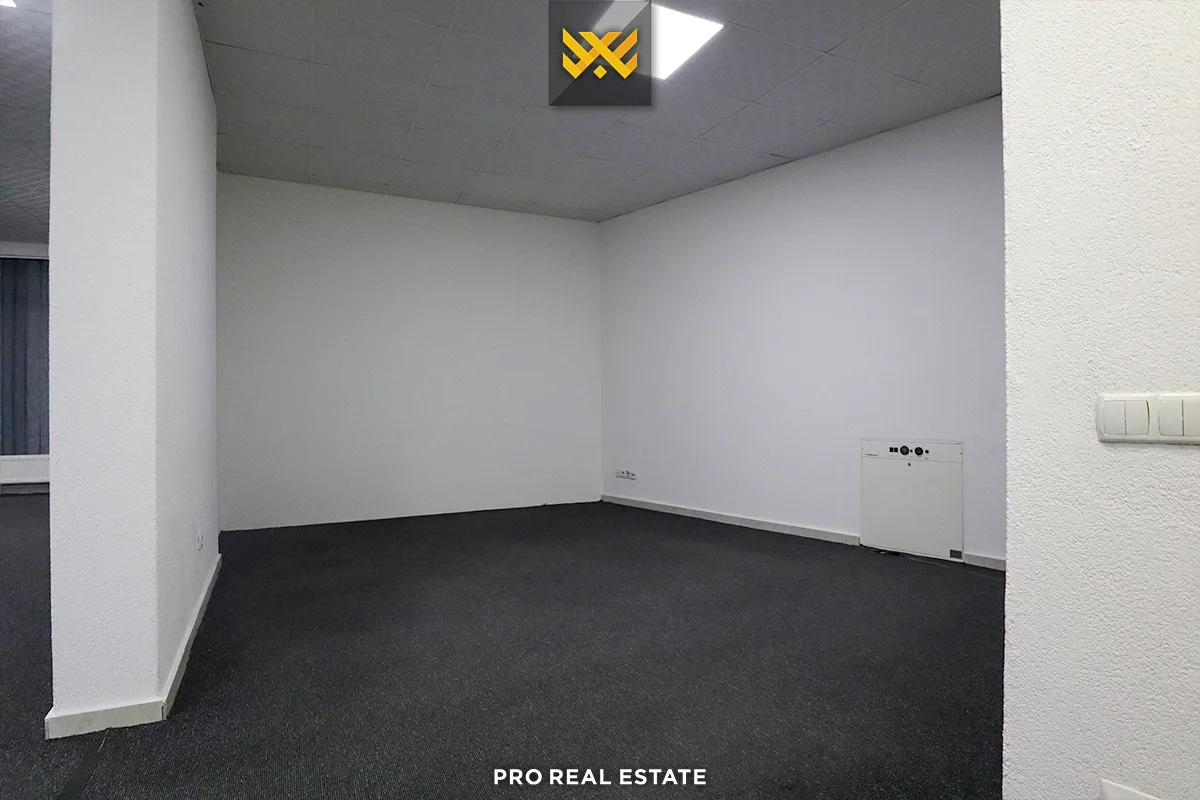 Lokal 250m² me #QIRA në Tophane