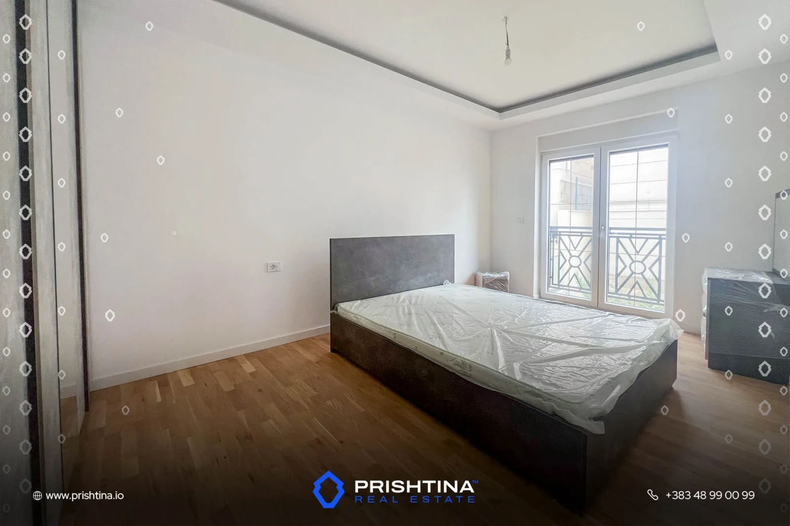 Shtëpi në shitje 300m² në Matiqan