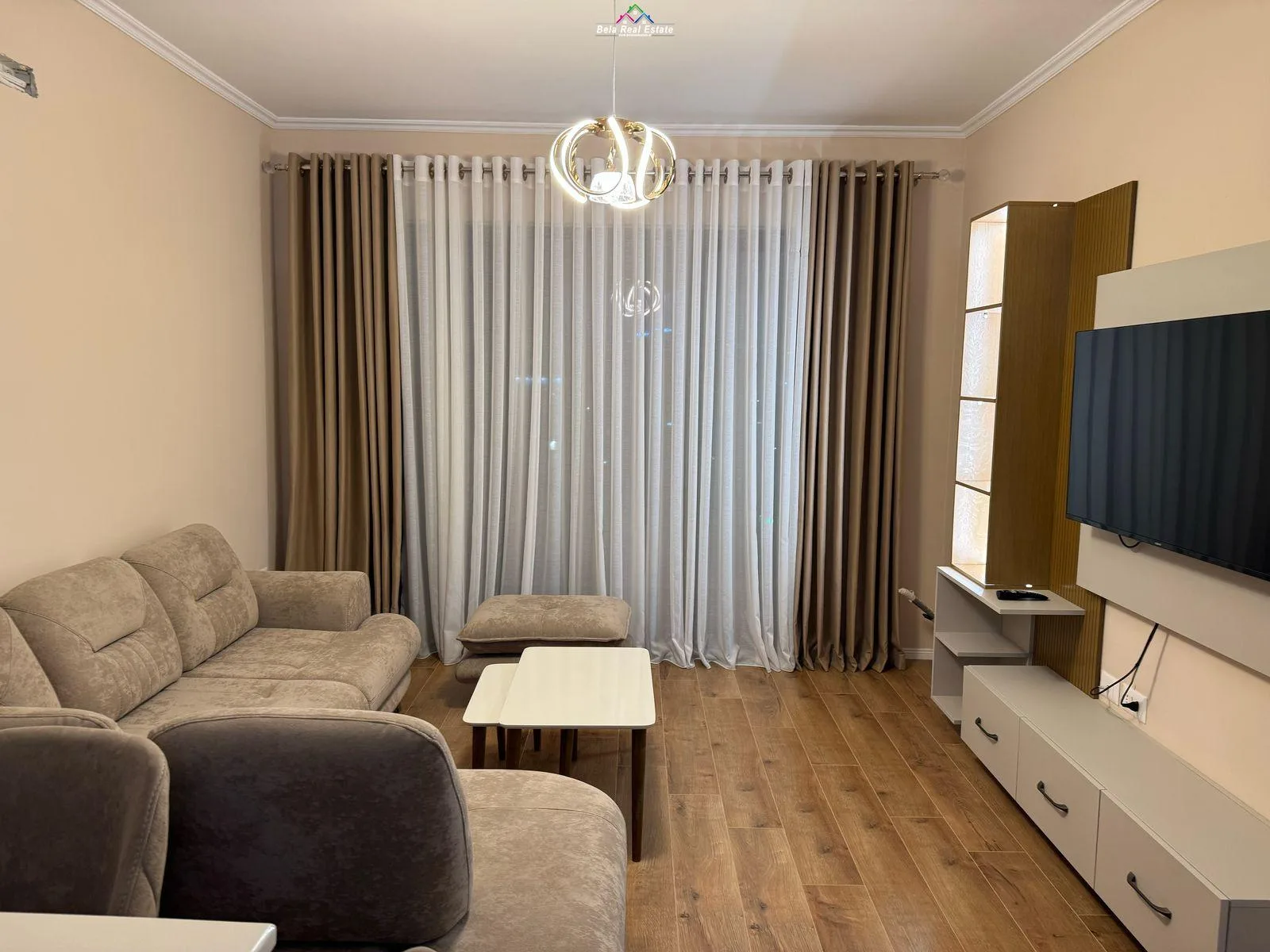 Apartament Me Qera 2+1 Tek Farmaci 10 (ID B2201242) Tirane.