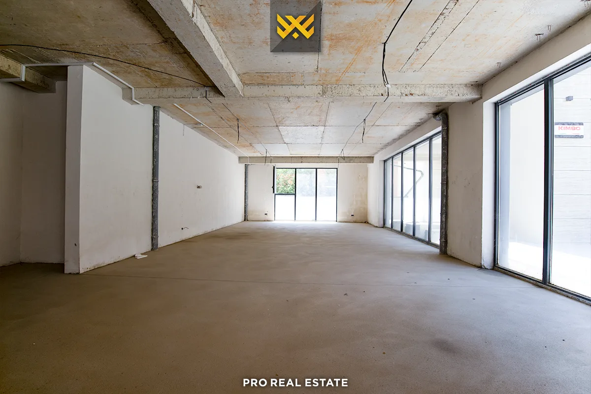 Lokal 330m² me #QIRA tek Parku i Qytetit