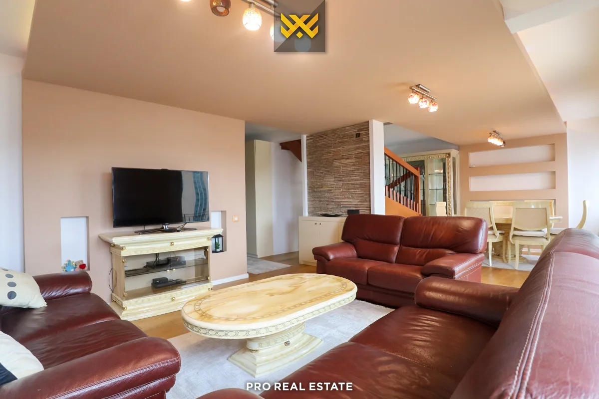 Banesë Duplex 150m² + 25m² me #QIRA në Pejton