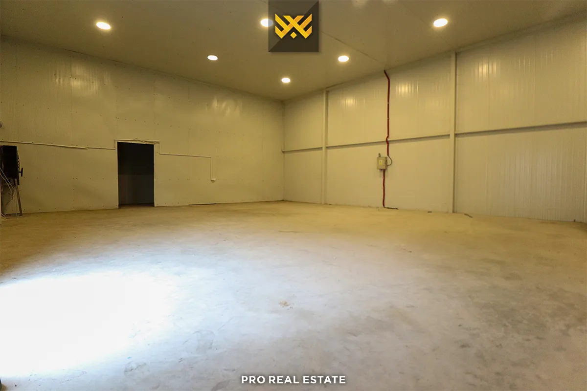 Depo 550m² me #QIRA në Magjistralen Prishtinë - Ferizaj