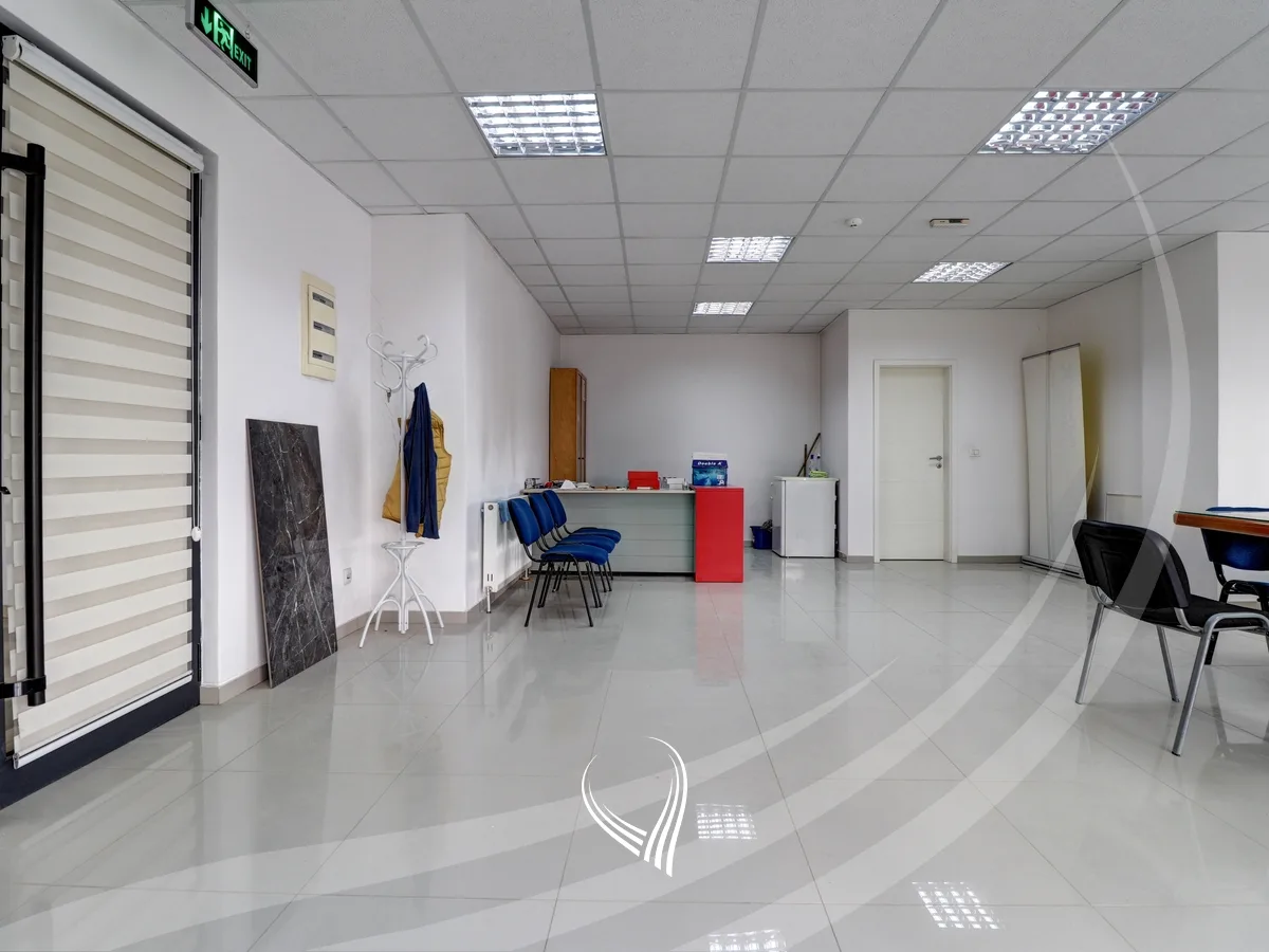 Lokal 149.24m2 në shitje në lagjen Mati 1