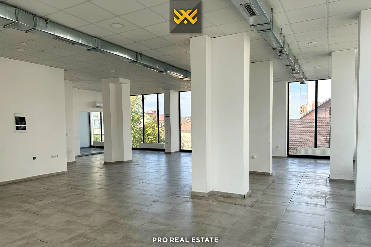 Lokal 500m² + 280m² me #QIRA në Fushë Kosovë