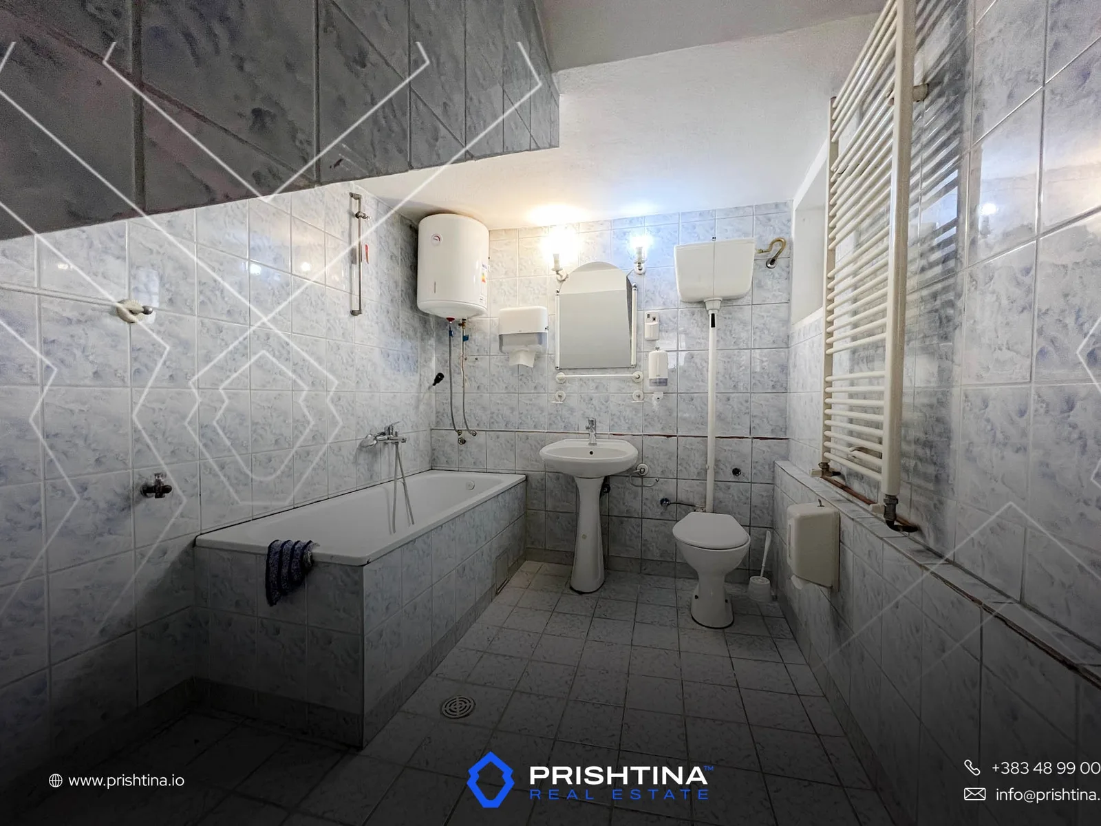 Shtëpi me qira 400m² në Pejton