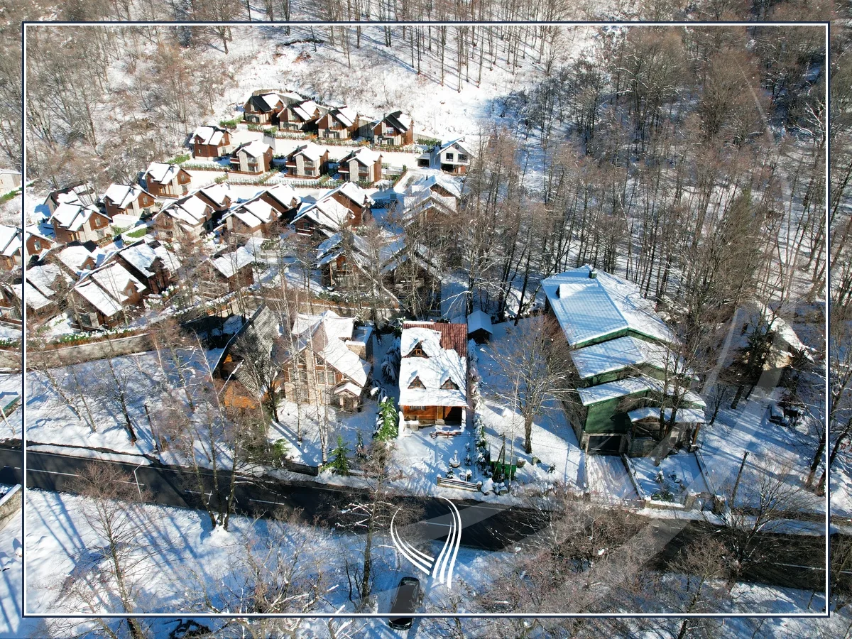 Vila me 4 dhoma gjumi në shitje në Brezovicë