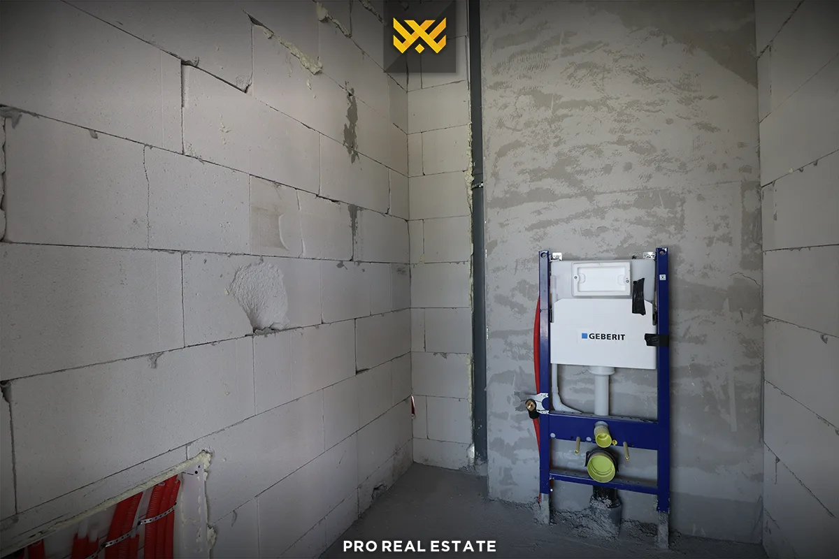 Lokal 356m² + 128.7m²për #SHITJE te Prishtina e Re.
