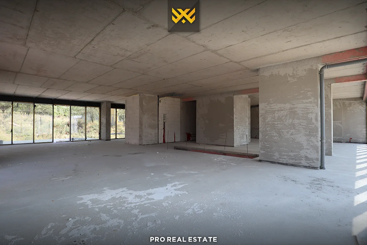 Lokal 356m² + 128.7m²për #SHITJE te Prishtina e Re.