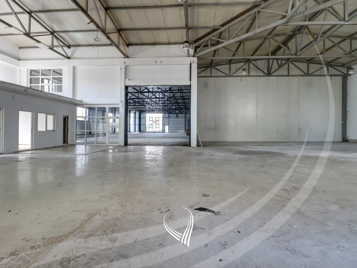 Depo 1,200m2 me qira në Llapllasellë