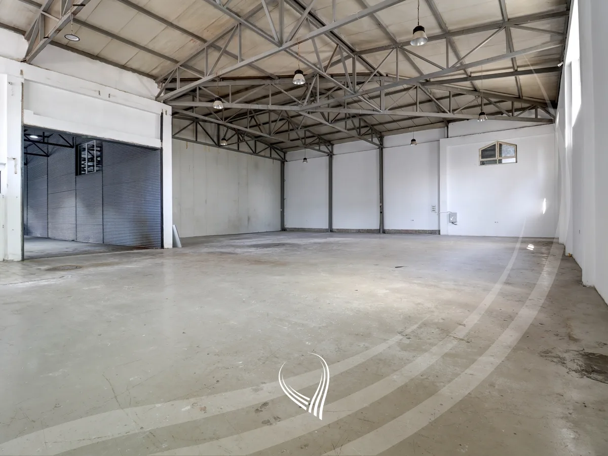 Depo 1,200m2 me qira në Llapllasellë