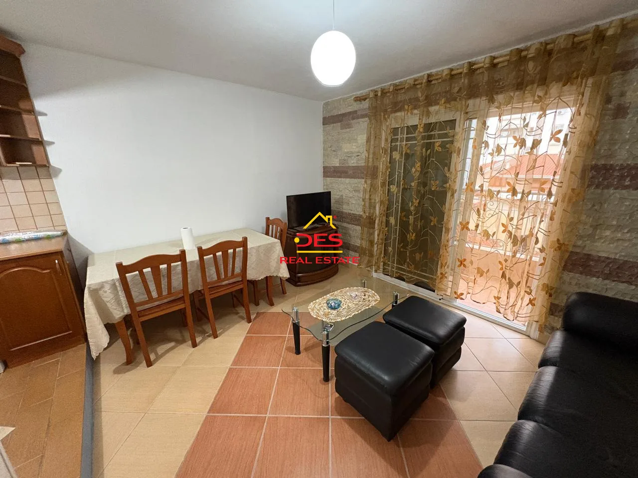 Jepet me qira apartament 1+1 pranë palestrës së mundjes, vlorë