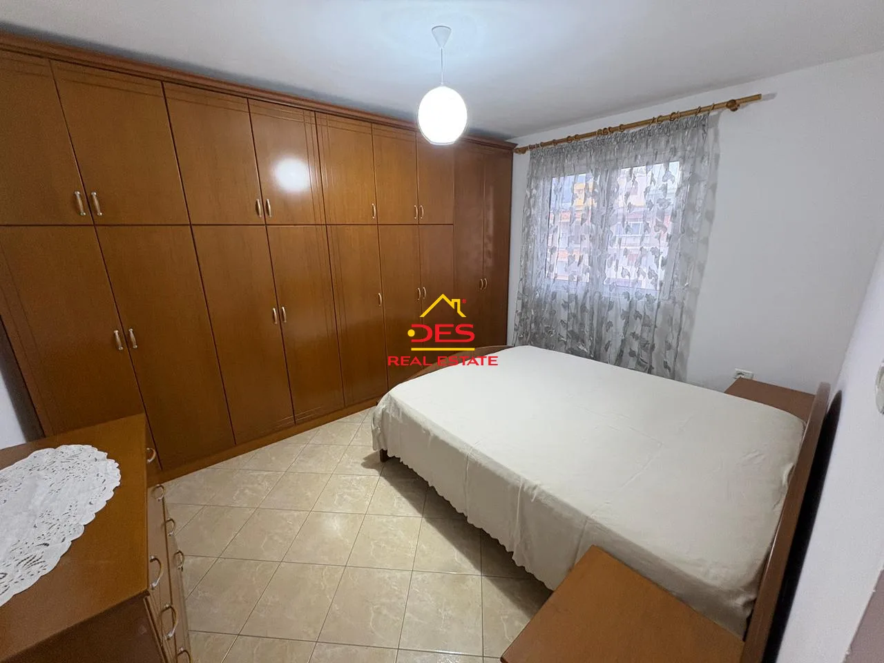 Jepet me qira apartament 1+1 pranë palestrës së mundjes, vlorë