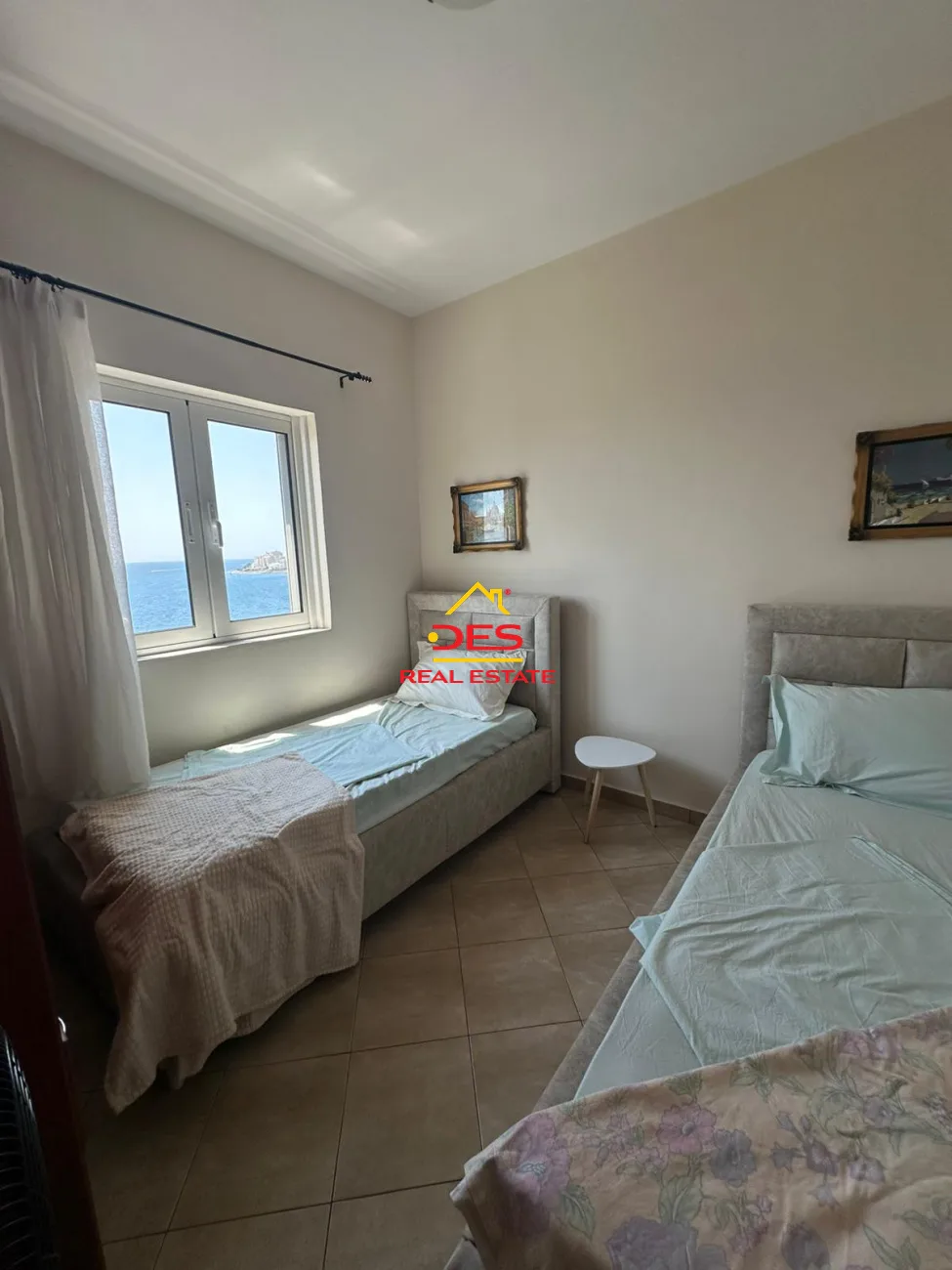 Shitet apartament 3+1 në sarandë – me pamje nga deti