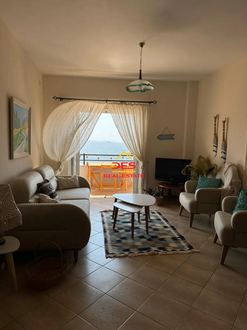 Shitet apartament 3+1 në sarandë – me pamje nga deti