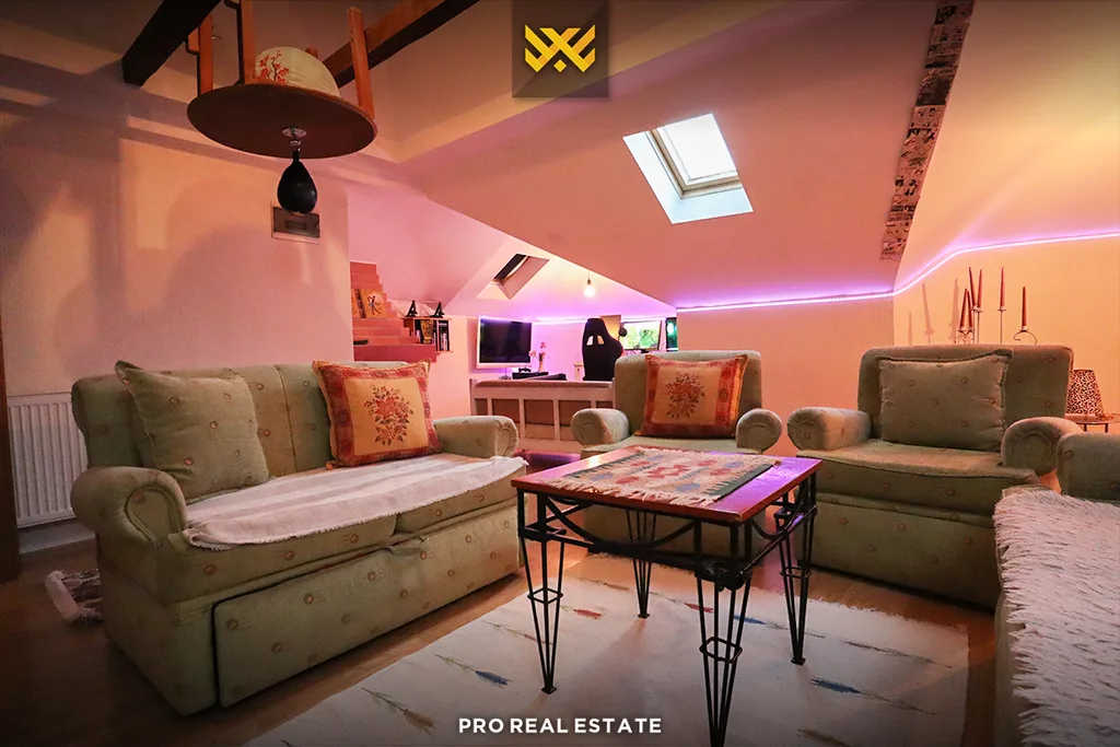 Shtëpi 440m² me #QIRA në Gërmi.