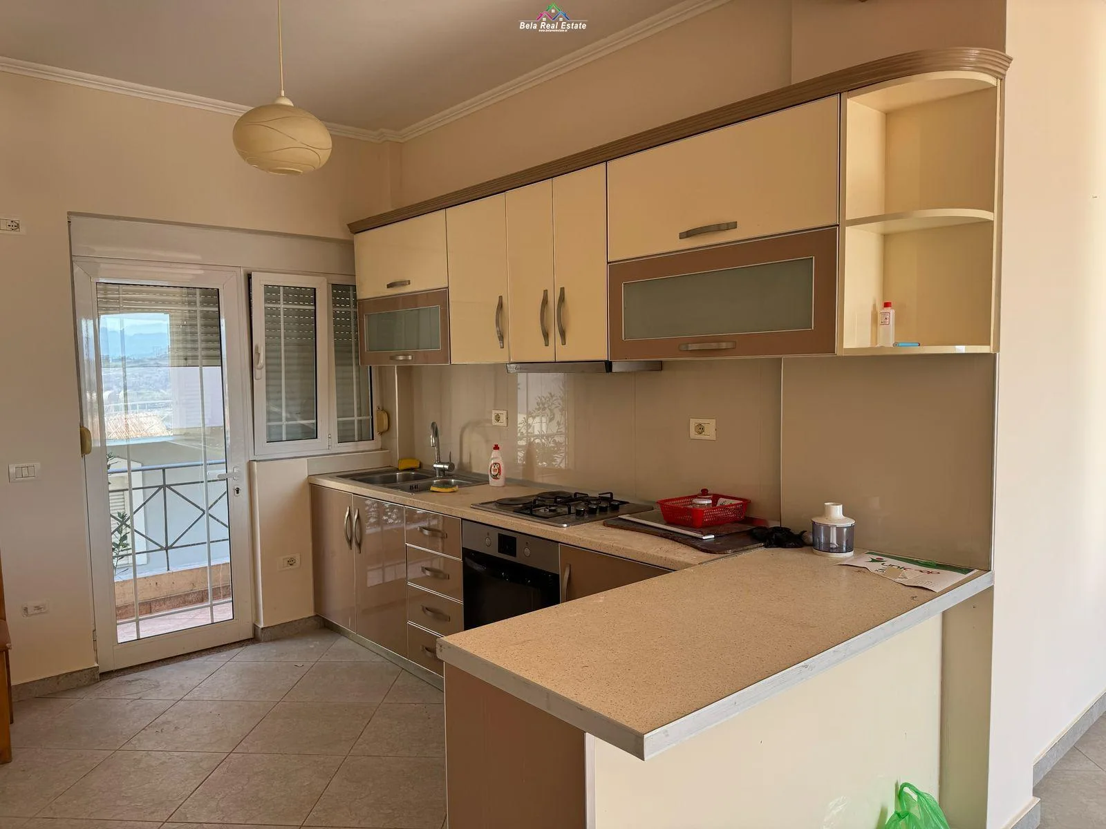 Kat Vile Me Qera 2+1 tek Kodra e Priftit (ID BV22400) Tirane