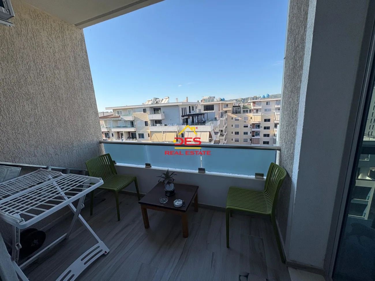 JEPET ME QIRA APARTAMENT LUKSOZ 1+1 TE “RRUGA E ÇIPAJVE, VLORË 📍 Pranë Jumbo