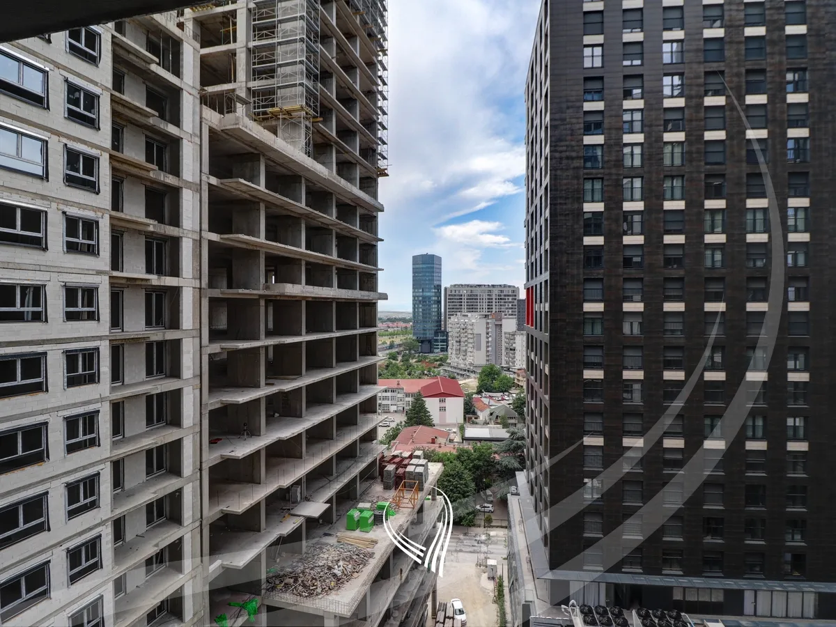 Zyre me 3 dhoma pune me qira në lagjen Lakrishtë – Prime Residence 3