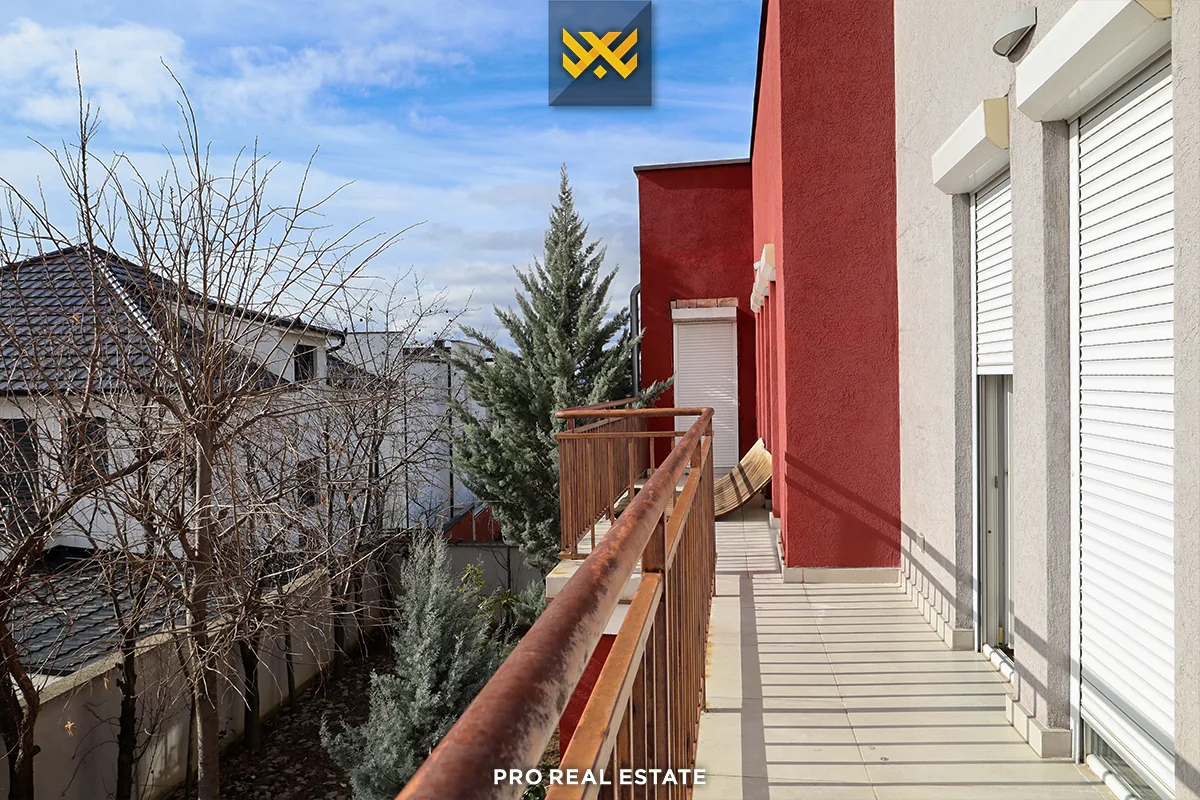 Shtëpi 374m² për #SHITJE në Lagjen Qëndresa