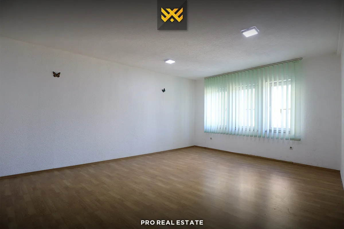 Banesë 175m² me #QIRA në Dragodan.